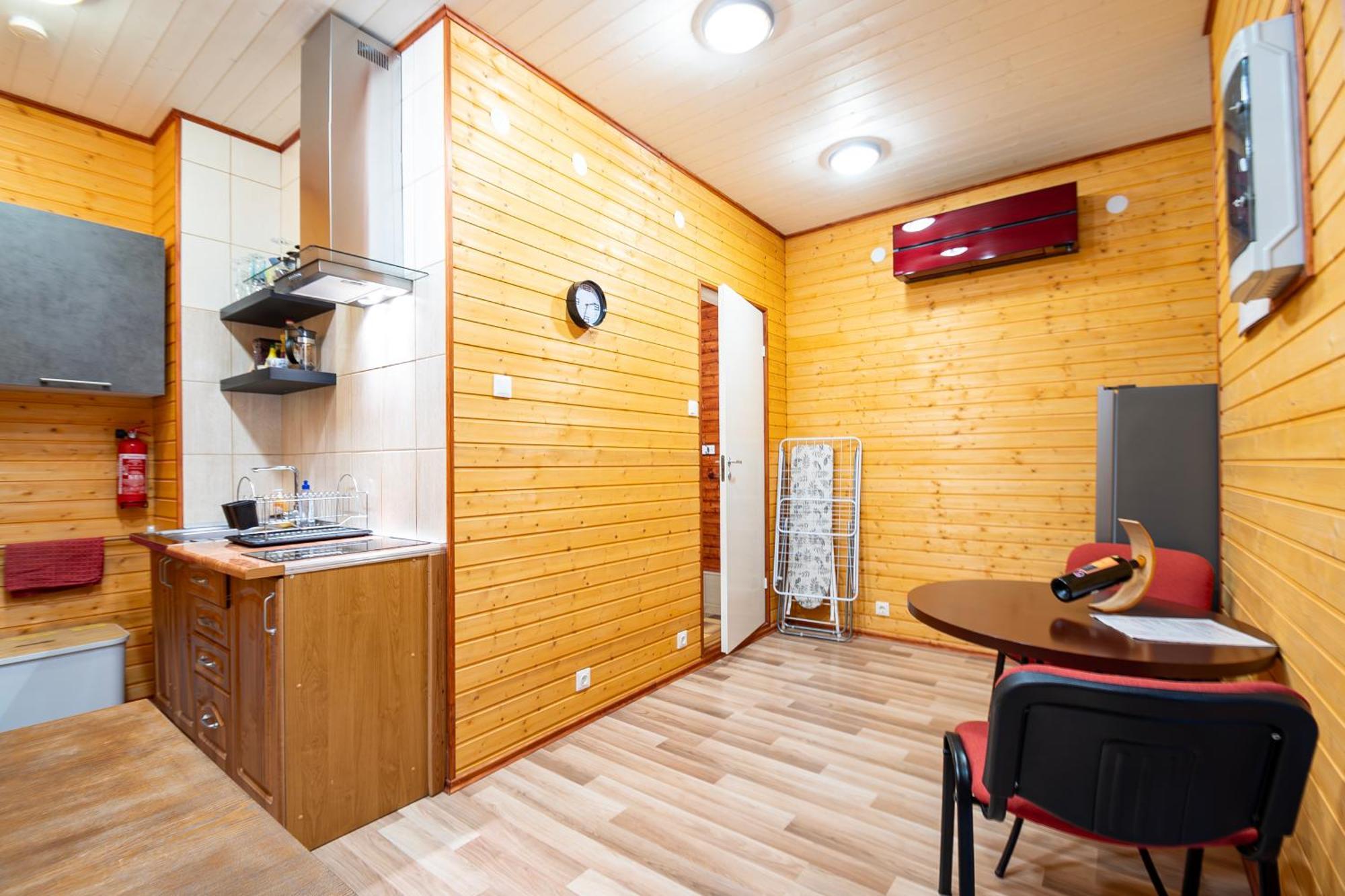 Kauba 6-6 Apartment Kuressaare Bagian luar foto